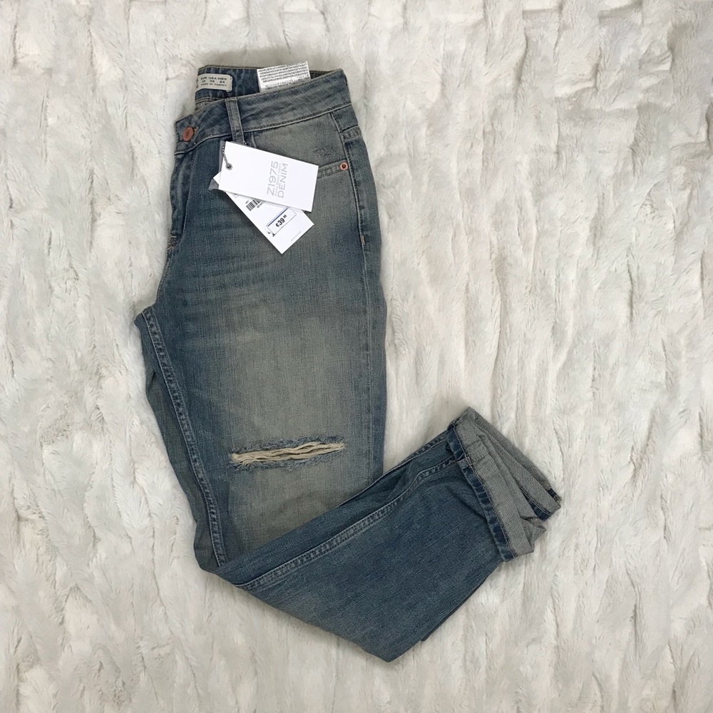 BRAND NEW. Zara Boyfriend denim